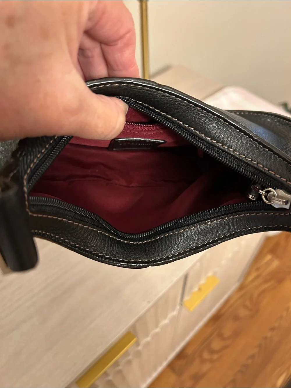 Cole Haan Vintage Village Black Leather Mini Hobo Bag Y2K Shoulder Purse